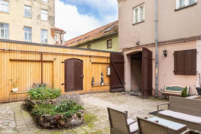 In the heart of the Old Town VIP Apartment